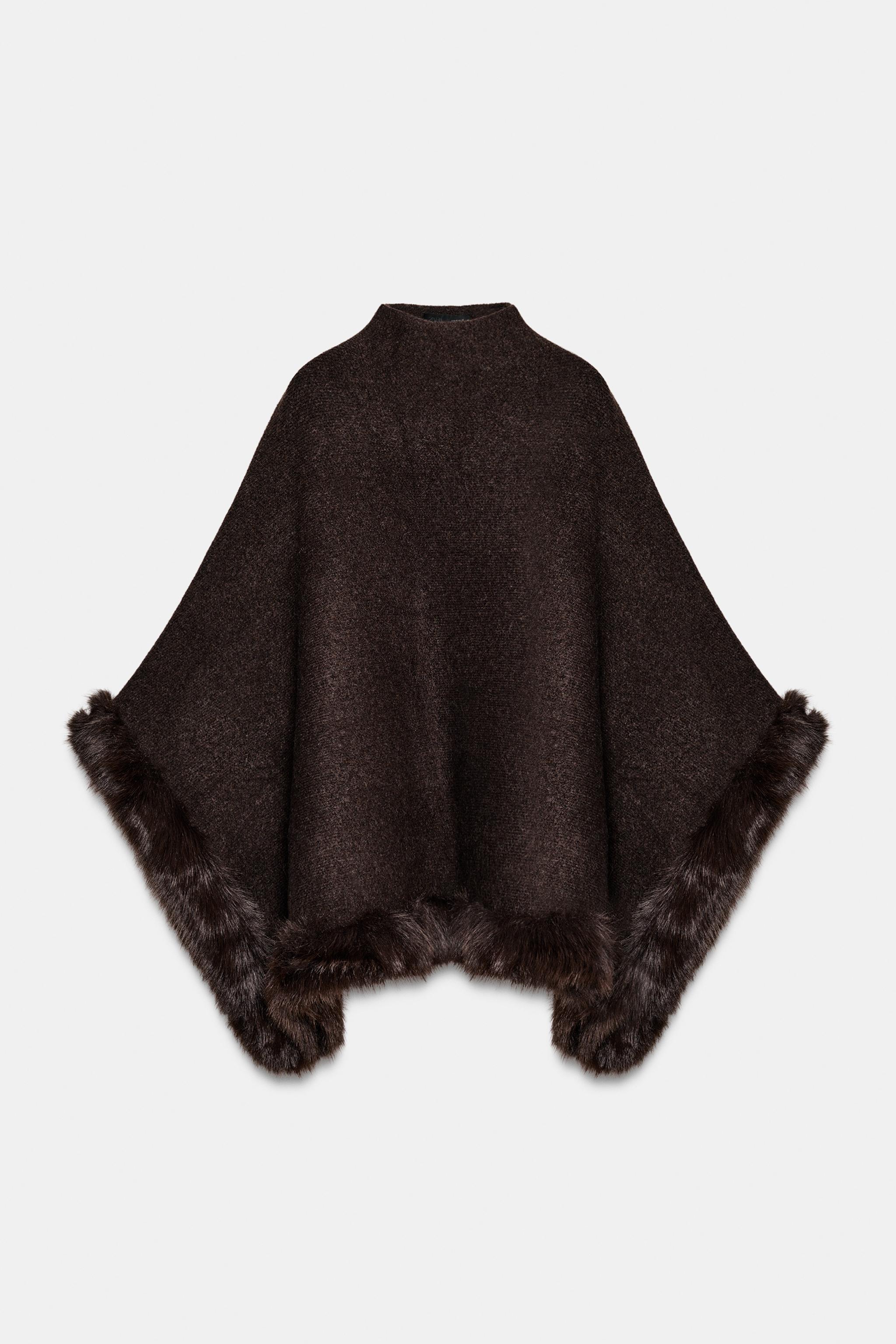 PONCHO CAPE EN MAILLE EFFET FOURRURE